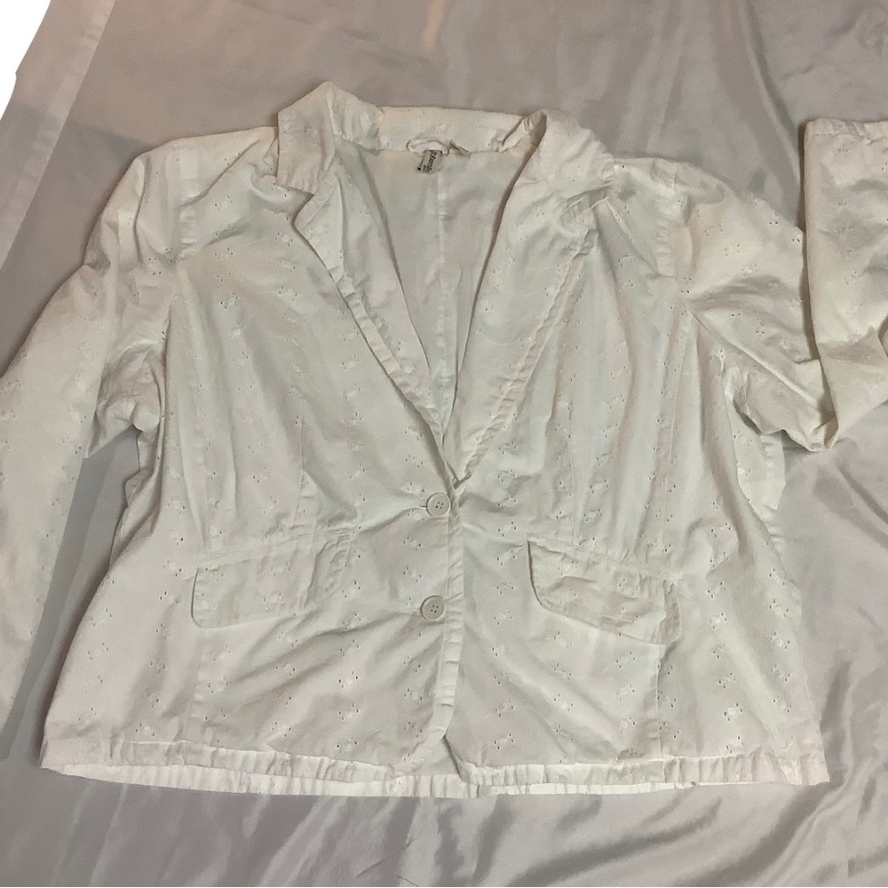 St John's Bay White Eyelet Blazer  size 2X